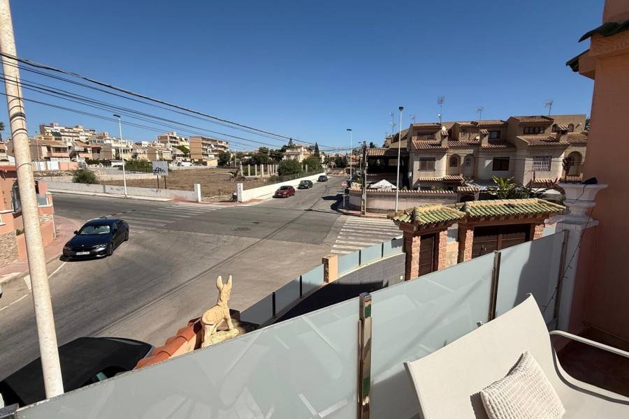 Reventa - Villa  - Torrevieja - Los Frutales