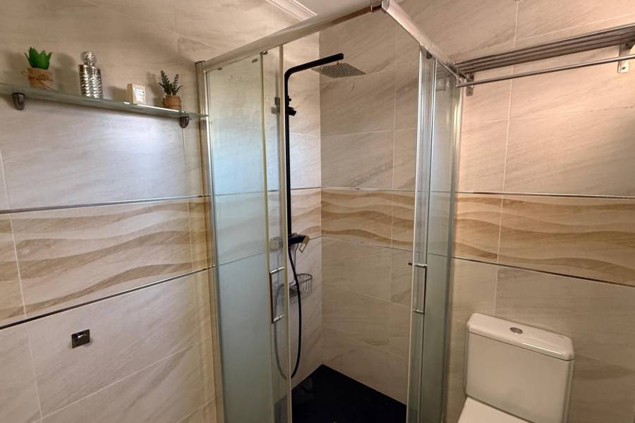 Reventa - Villa  - Torrevieja - Los Frutales