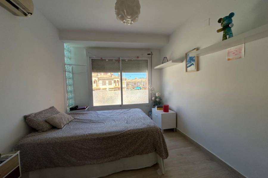 Reventa - Villa  - Torrevieja - Los Frutales