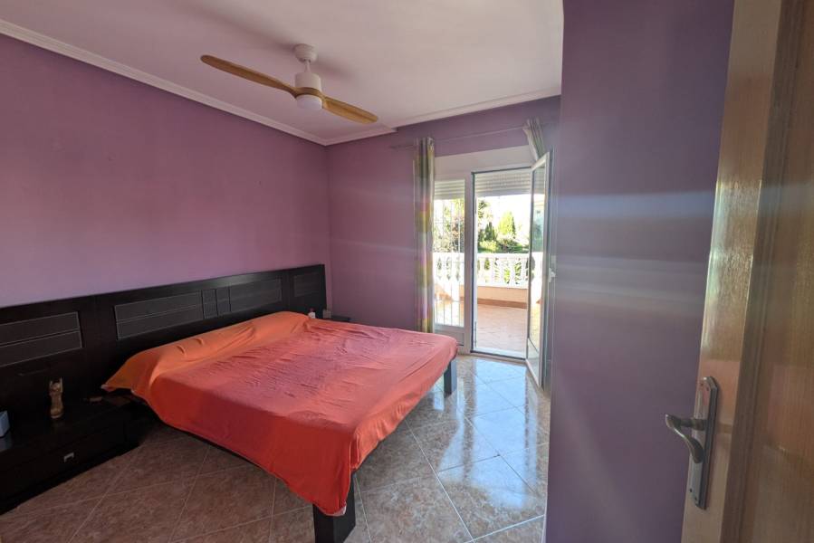 Alquiler - Casa - Torrevieja - Urbanización Los Balcones