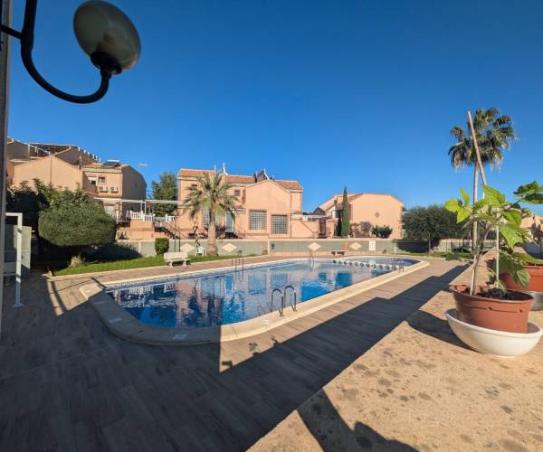 Casa - Alquiler - Torrevieja - Urbanización Los Balcones