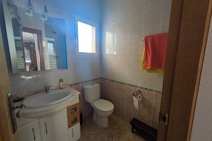 Alquiler - Casa - Torrevieja - Urbanización Los Balcones