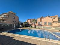 Alquiler - Casa - Torrevieja - Urbanización Los Balcones