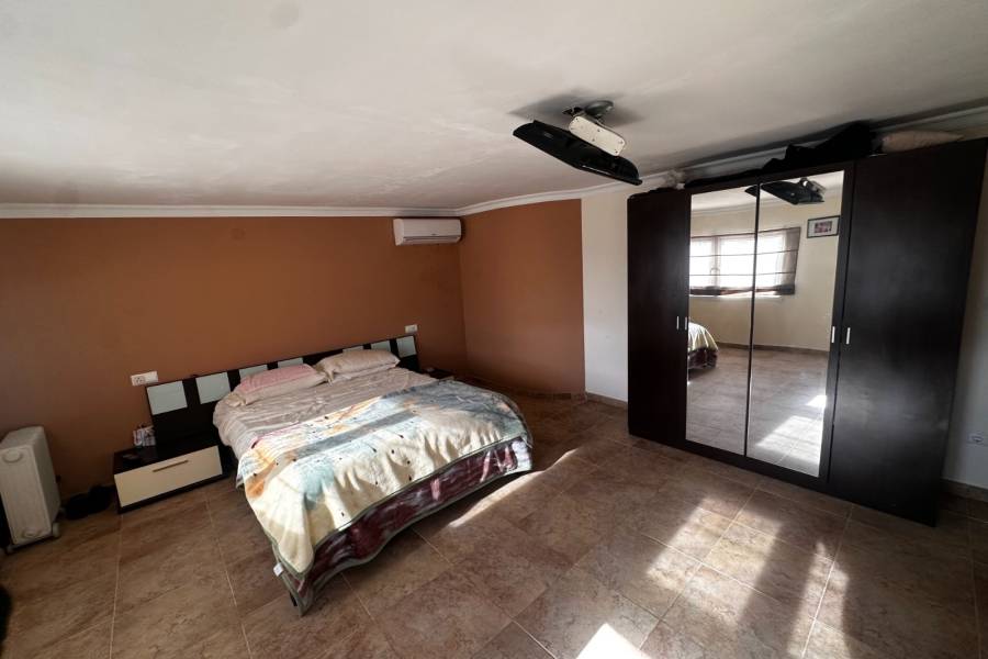 Occasion - Villa - Crevillente - San Cayetano