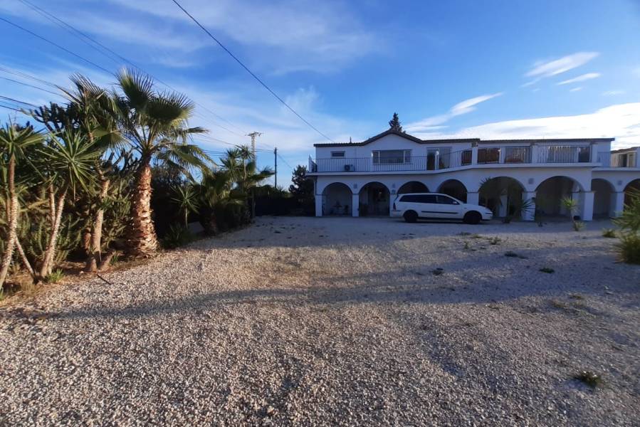 Occasion - Villa - Crevillente - San Cayetano