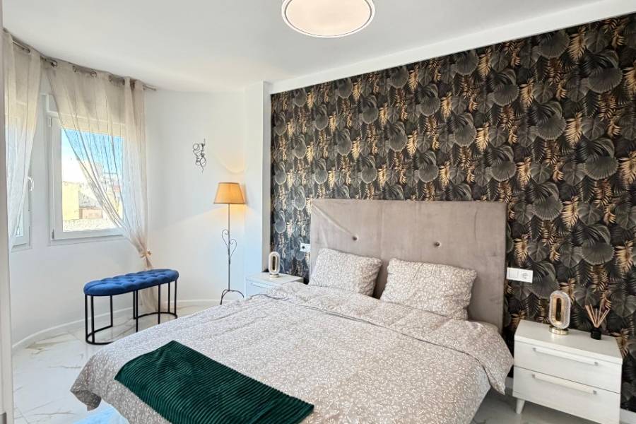 Reventa - Apartamento - La Mata - PLAYA