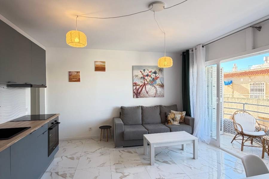 Reventa - Apartamento - La Mata - PLAYA