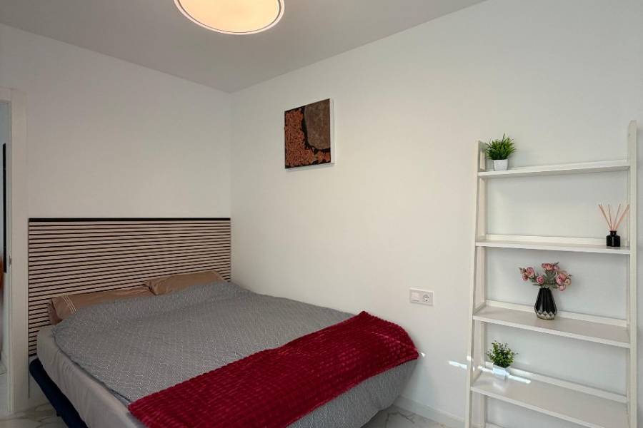 Reventa - Apartamento - La Mata - PLAYA