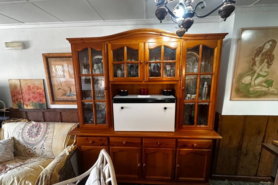 Reventa - Locales Comerciales  - Torrevieja - Torrevieja*