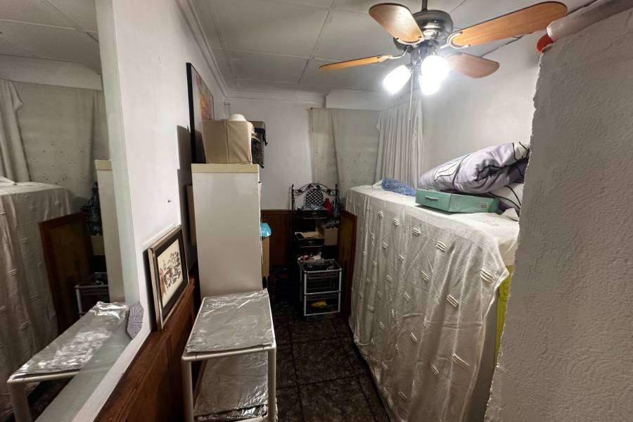 Reventa - Locales Comerciales  - Torrevieja - Torrevieja*