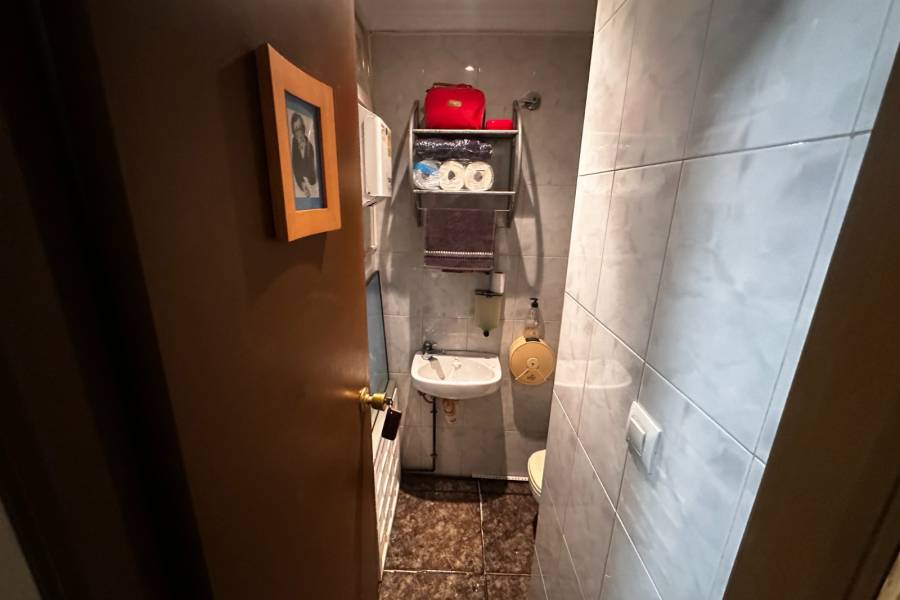 Reventa - Locales Comerciales  - Torrevieja - Torrevieja*