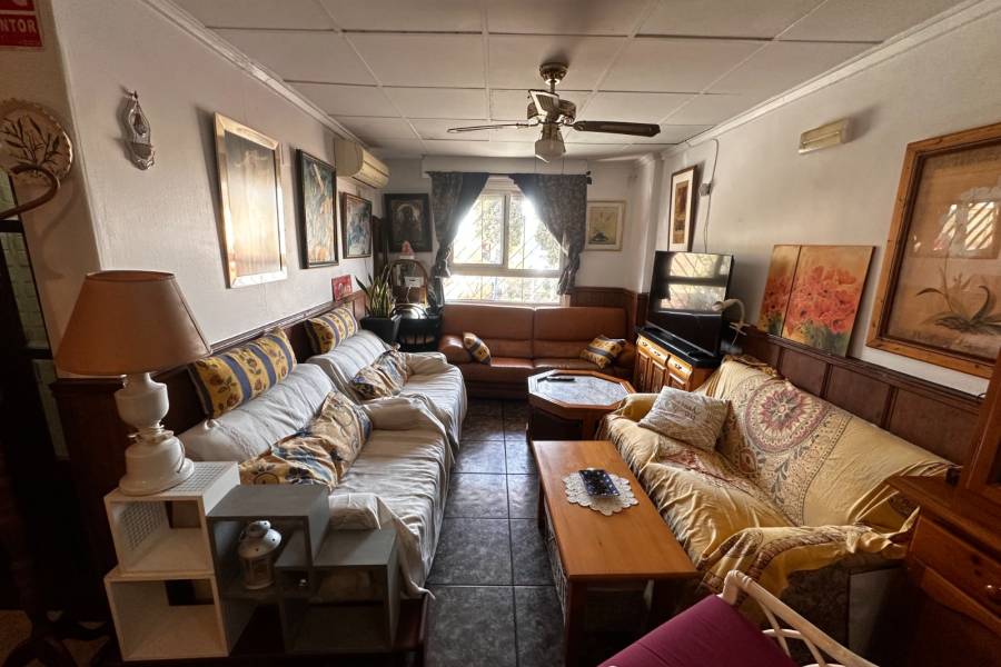 Reventa - Locales Comerciales  - Torrevieja - Torrevieja*