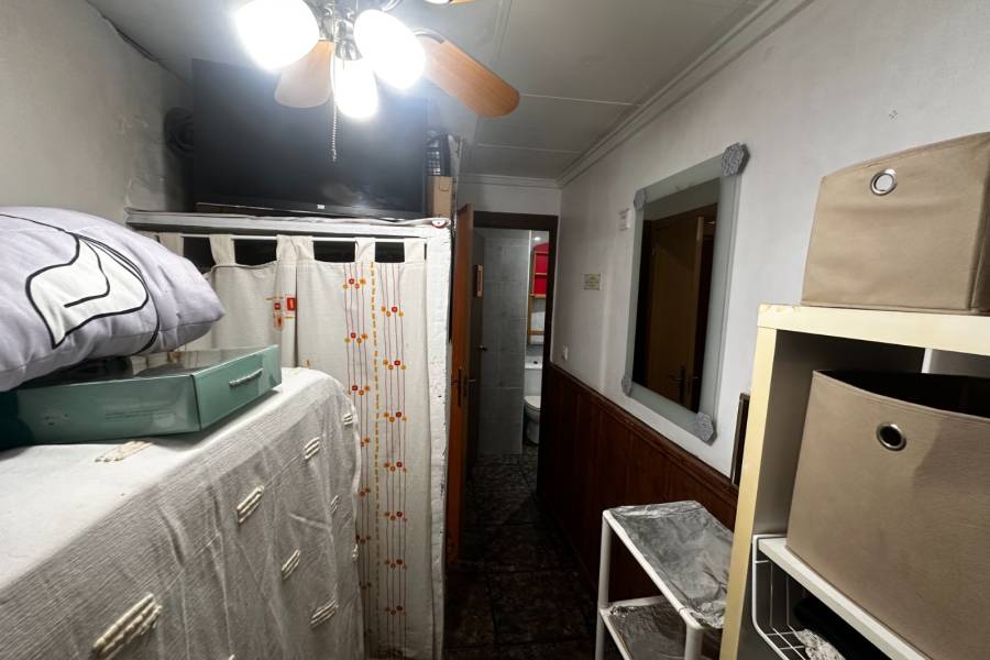 Reventa - Locales Comerciales  - Torrevieja - Torrevieja*