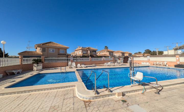 Apartamento - Reventa - Torrevieja - Torrevieja*