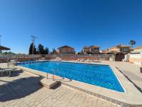 Resale - Apartament - Torrevieja - Torrevieja*