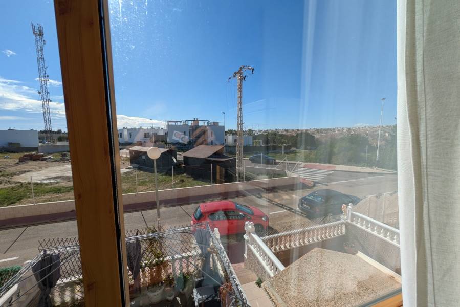 Resale - Apartament - Torrevieja - Torrevieja*
