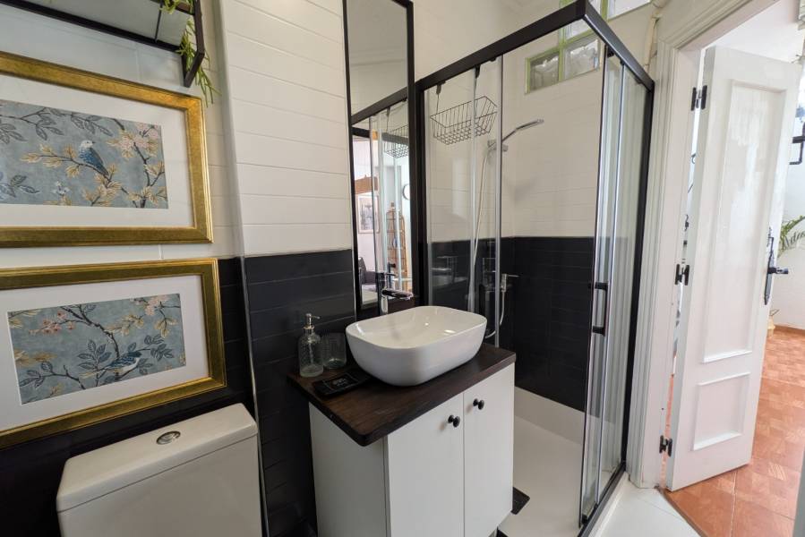 Resale - Apartament - Torrevieja - Torrevieja*