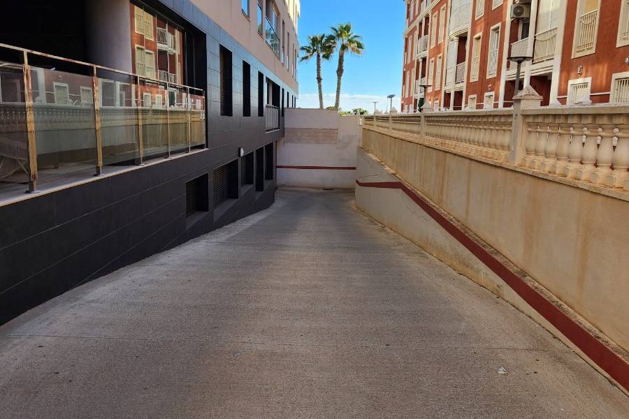 Reventa - Apartamento - La Mata - PLAYA