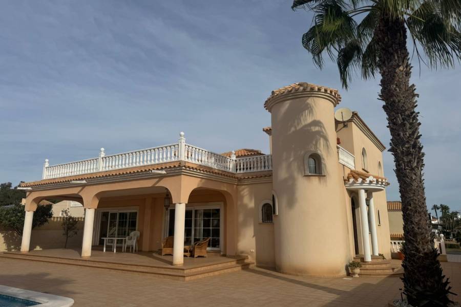 Reventa - Villa  - ORIHUELA COSTA - Playa Flamenca