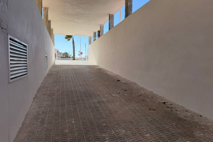 Reventa - Garaje - La Mata - Pueblo/ PLAYA