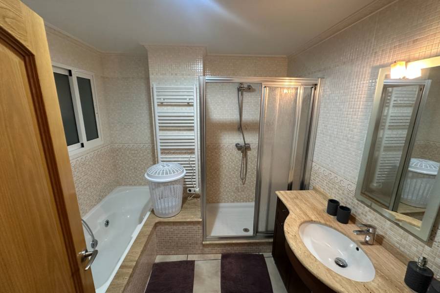 Reventa - Apartamento - La Mata - Pueblo/ PLAYA