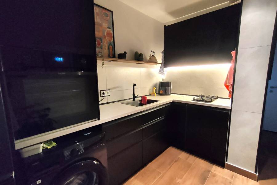 Reventa - Estudio - La Mata - Pueblo/ PLAYA