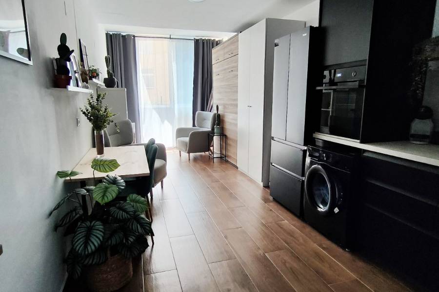 Reventa - Estudio - La Mata - Pueblo/ PLAYA