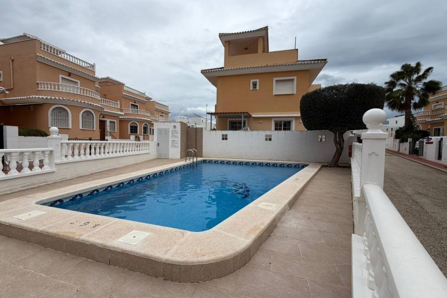 Reventa - Casa - Elche - La Marina