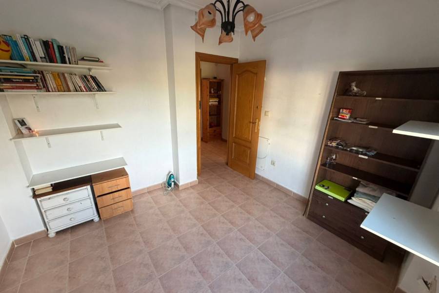 Reventa - Chalet - Guardamar - Urbanizaciones /PLAYA