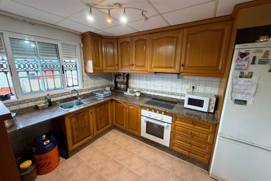 Reventa - Chalet - Guardamar - Urbanizaciones /PLAYA