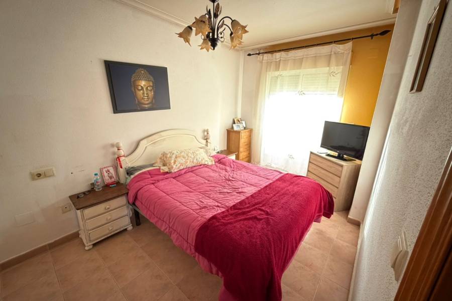 Reventa - Chalet - Guardamar - Urbanizaciones /PLAYA