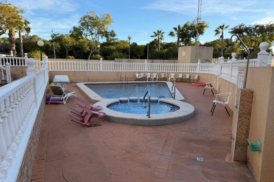 Reventa - Chalet - Guardamar - Urbanizaciones /PLAYA