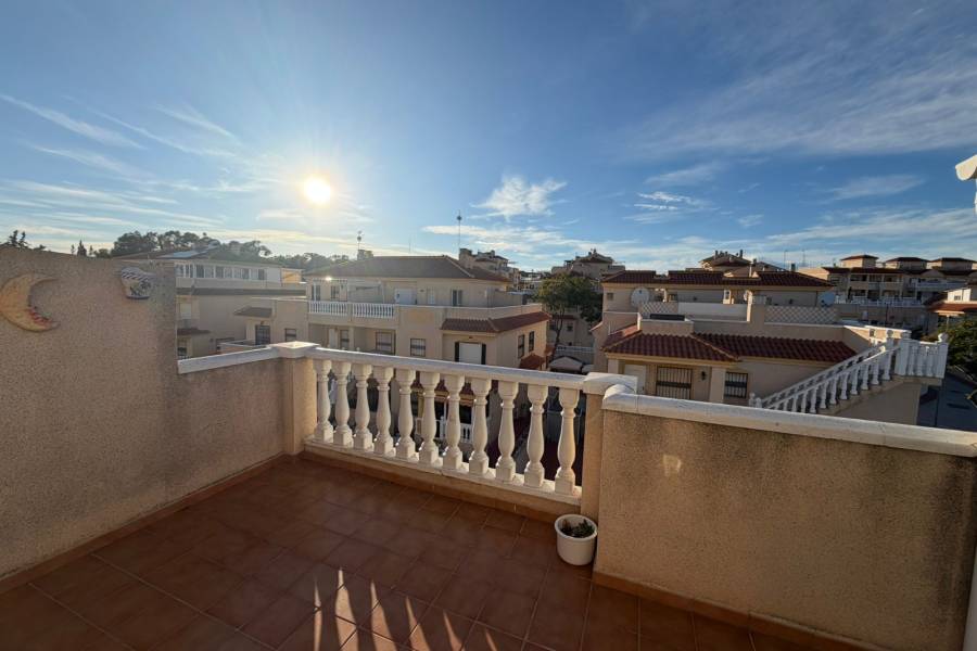 Reventa - Chalet - Guardamar - Urbanizaciones /PLAYA