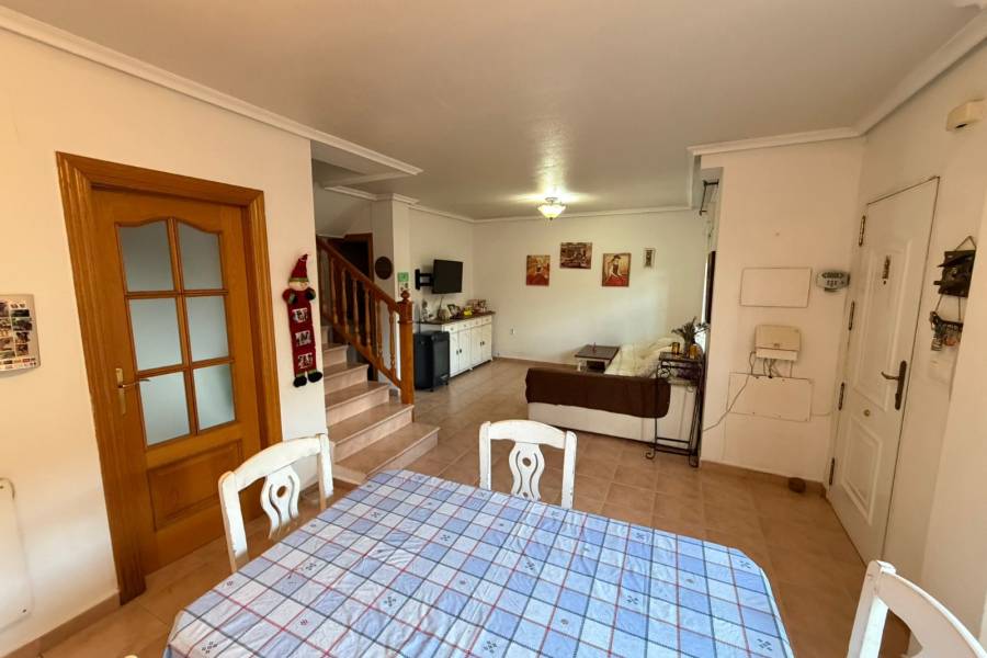 Reventa - Chalet - Guardamar - Urbanizaciones /PLAYA