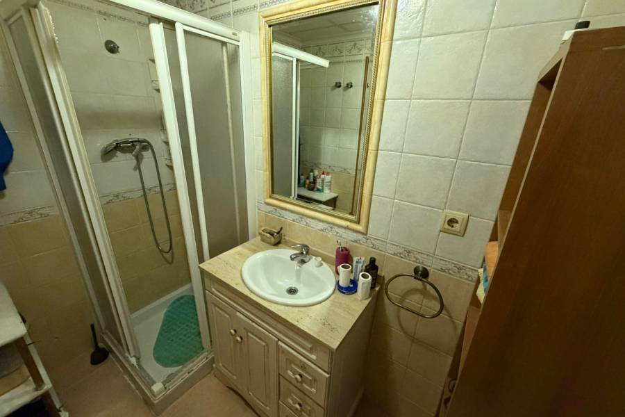 Reventa - Chalet - Guardamar - Urbanizaciones /PLAYA