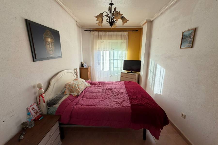 Reventa - Chalet - Guardamar - Urbanizaciones /PLAYA