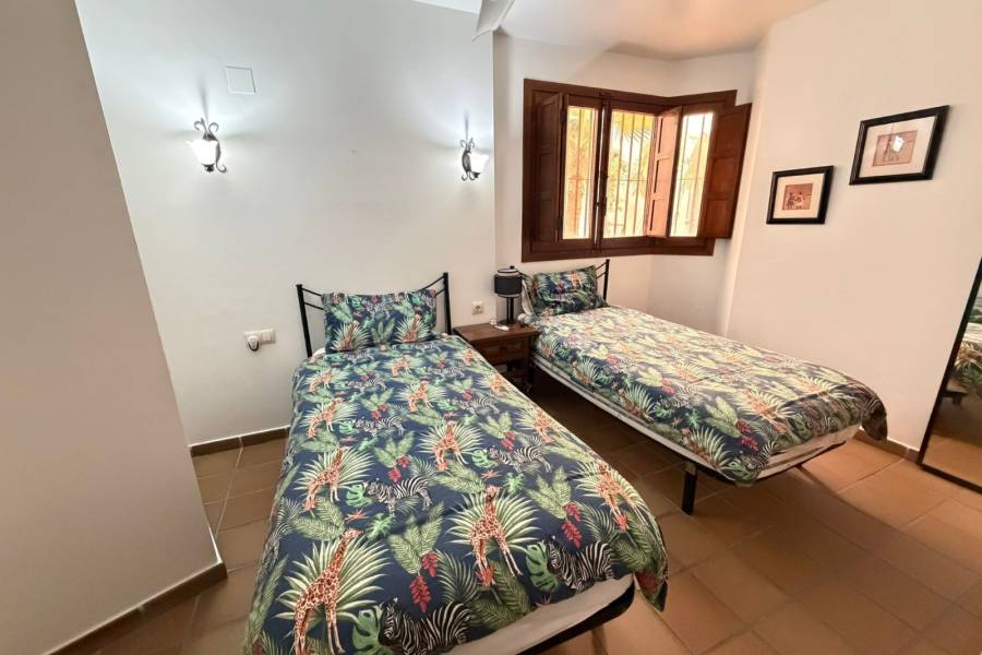 Reventa - Casa - ORIHUELA COSTA - ORIHUELA COSTA 