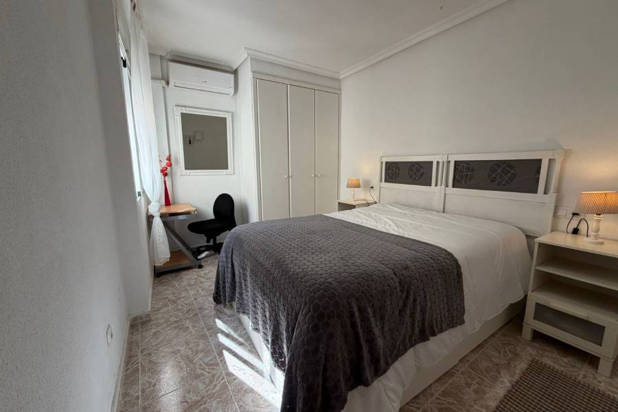 Reventa - ÁTICO - La Mata - Centro/PLAYA