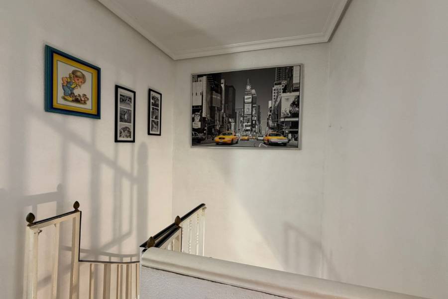 Reventa - ÁTICO - La Mata - Centro/PLAYA