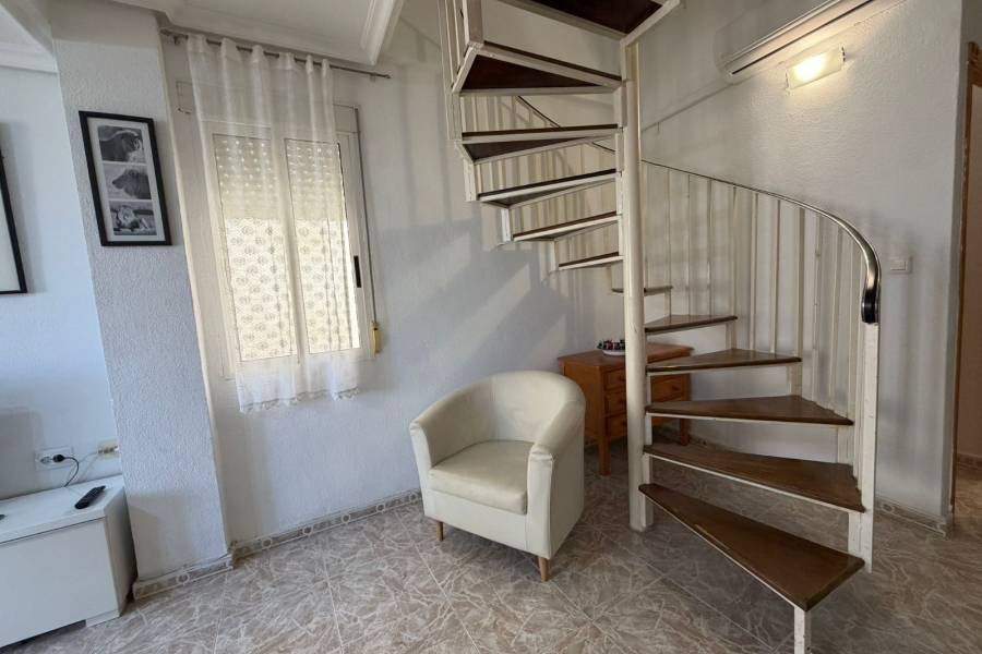 Reventa - ÁTICO - La Mata - Centro/PLAYA