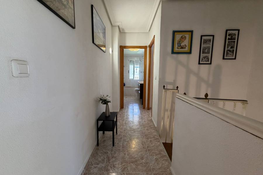 Reventa - ÁTICO - La Mata - Centro/PLAYA