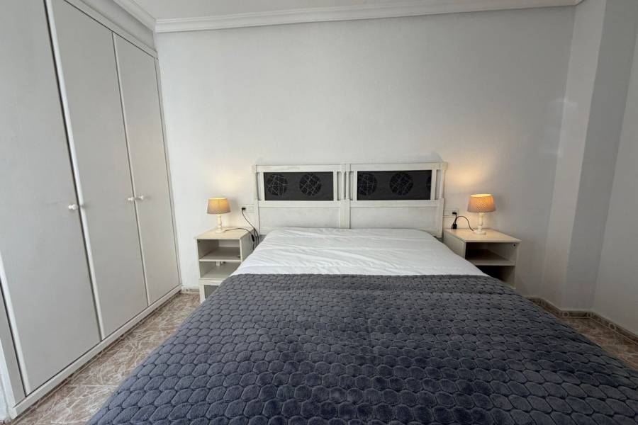 Reventa - ÁTICO - La Mata - Centro/PLAYA