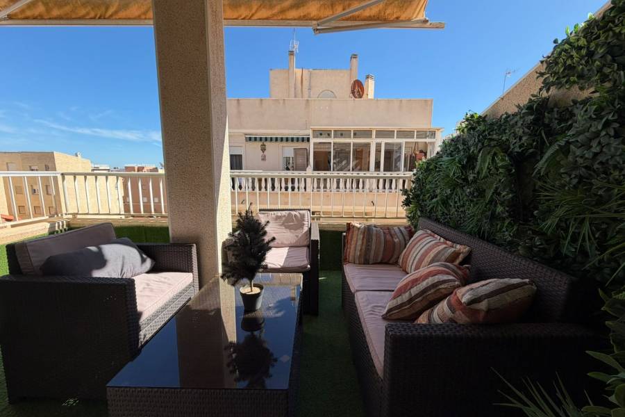 Reventa - ÁTICO - La Mata - Centro/PLAYA