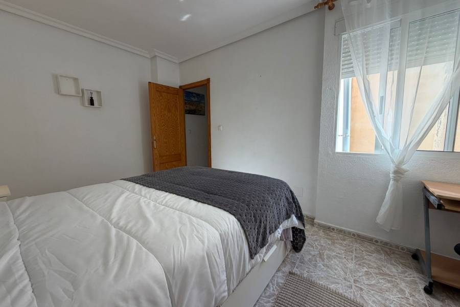 Reventa - ÁTICO - La Mata - Centro/PLAYA