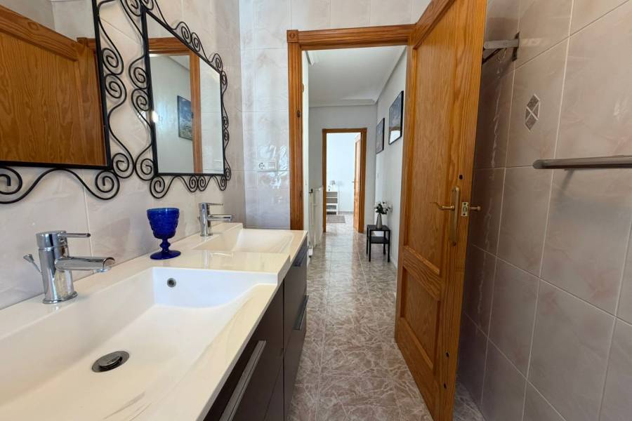 Reventa - ÁTICO - La Mata - Centro/PLAYA