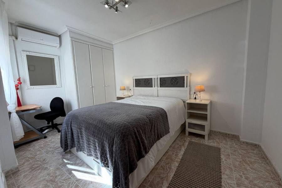 Reventa - ÁTICO - La Mata - Centro/PLAYA