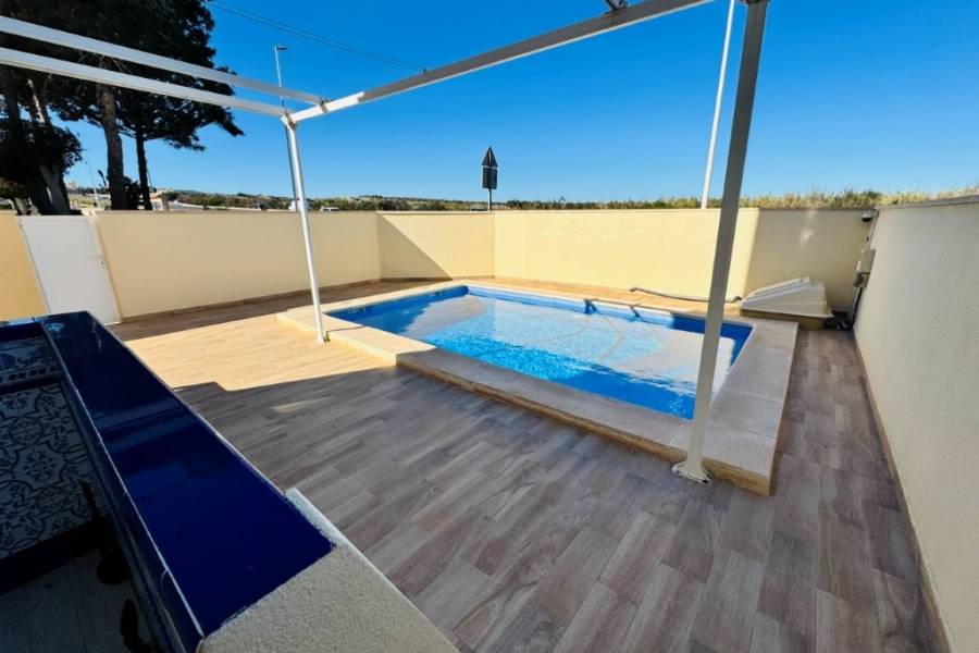 Reventa - Casa - Torrevieja - La Mata