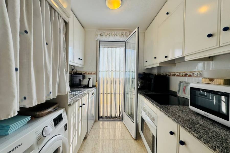 Reventa - Casa - Torrevieja - La Mata