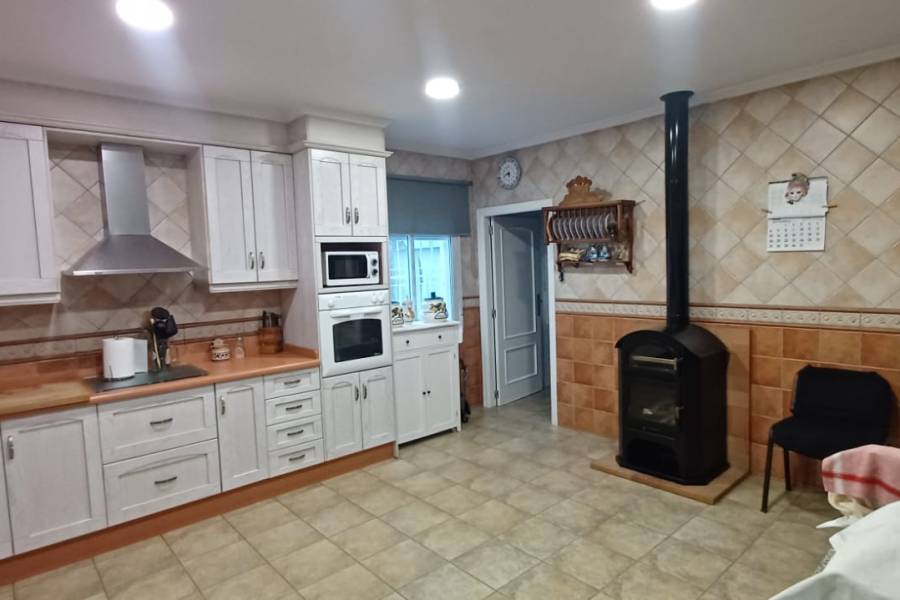 Återförsäljning - Hus på landet - Matola - Algoda-Matola-Llano de San José