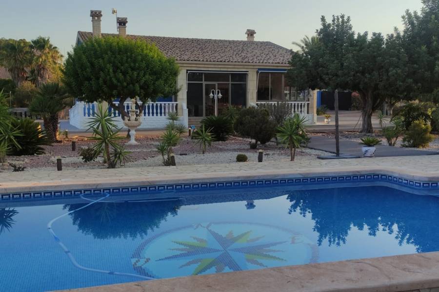 Återförsäljning - Hus på landet - Matola - Algoda-Matola-Llano de San José